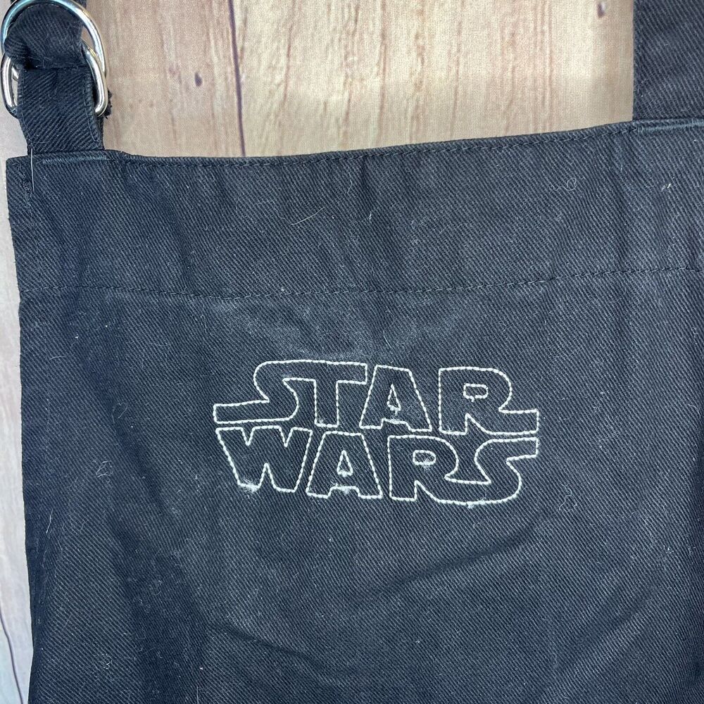William Sonoma 2010 Stars Wars Darth Vader Yoda Embroidered Apron. Youth. - Picture 4 of 7